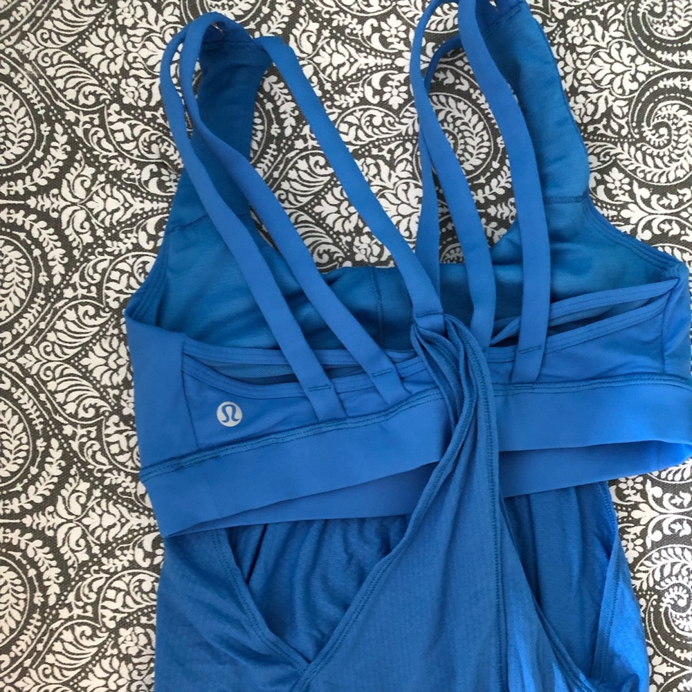 LULULEMON blue tank top